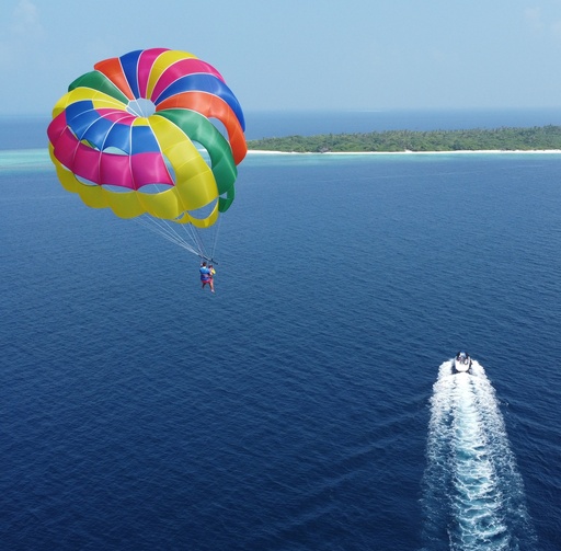 Parasailing  solo
